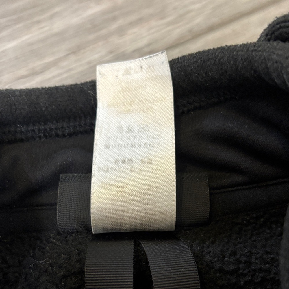 Patagonia Black Full-Zip Fleece Jacket | Y2K Gorpcore Outdoor Essential 2014 - Picture 11 of 11